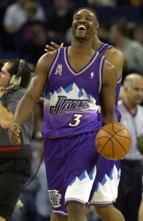 布冯：意大利唯一缺点是偶尔“短路”；无欧战踢是米兰的优势