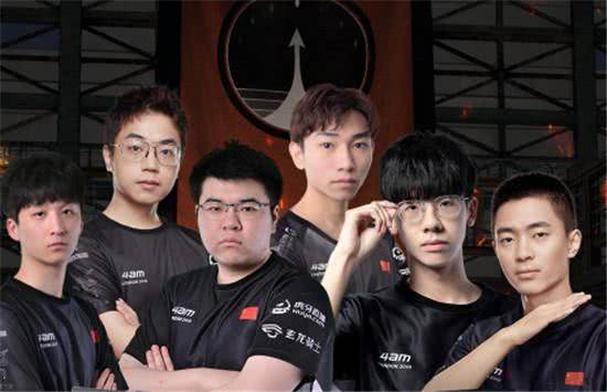 世界波直挂死角，全场尖叫