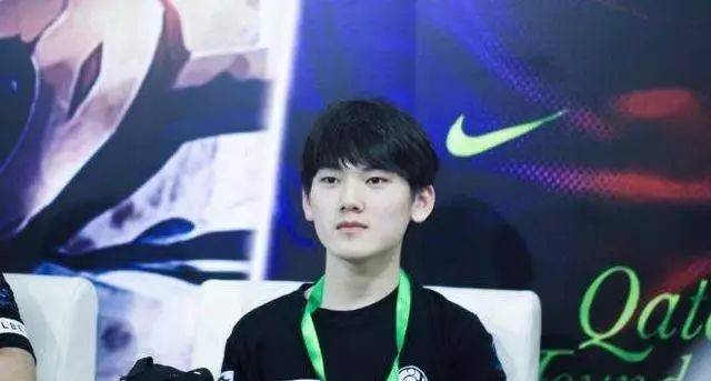 的反转就不 的反转就不